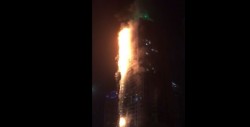 Enorme incendio devora un rascacielos en Dubai