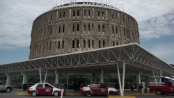 Salen muchos turistas de Mazatlán a partir de este domingo