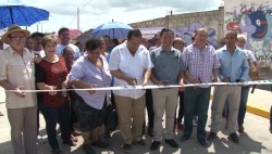Inauguran pavimentación en Torre Molinos