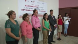 Se capacitan para crear banco de datos de mujeres violentadas