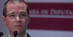 Ricardo Anaya se defiende por WhatsApp de compra de terrenos