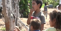 Se quedan sin casa pero no sin escuela...