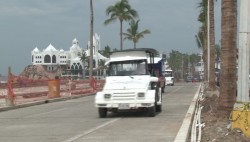 Abren carriles del malecón, la obra continúa