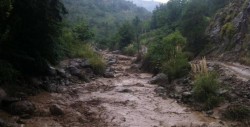 Dos muertos por alud de tierra en Chiapas