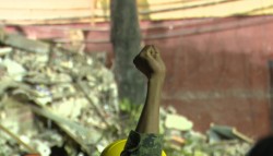 Mexicanos se vuelcan en apoyo después del sismo