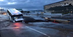 Fuertes lluvias provocan inundaciones y socavones en Querétaro