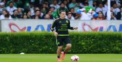 Entrenamiento con causa de la Selección Mexicana