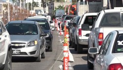 Lento el tráfico por la avenida del mar