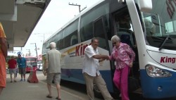 Necesario ayudar a turistas navieros a transitar seguros: Acuña