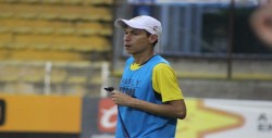 "La expulsión y el gol nos pegó": Paulo Serafín