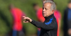 Dave Sarachan, nuevo DT de Estados Unidos