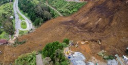 Cinco niños muertos deja deslizamiento de una ladera en Chiapas