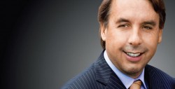 Emilio Azcarraga queda fuera de la dirección general de Televisa