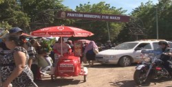Miles de personas llenan los panteones de Culiacán