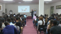 Inician actividades por el mes de la competitividad