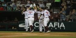 Tomateros evita barrida en casa