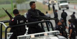 Solo en México: narcos mandan cadena por whatsapp para cancelar clases