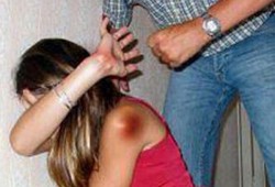 Alcanza la violencia extrema a madres adolescentes