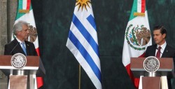 #Video Peña Nieto confunde al presidente de Uruguay con Paraguay