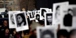 Peña Nieto promulga Ley Desaparición Forzada y se solidariza con familiares
