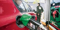 Pemex niega "gasolinazo", pero no descarta alzas por coyuntura