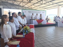 Realizan sesión solemne de cabildo en Topolobampo