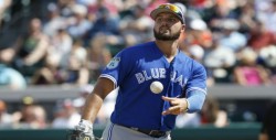 Ryan McBroom llega a Tomateros