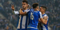 Diego Reyes anota en victoria del Porto