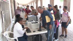 Instalan módulos para imprimir recibos del predial