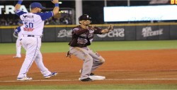 Charros derrota a Tomateros y empata la serie