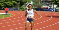 Iza Daniela Flores va por la marca en 200 metros planos