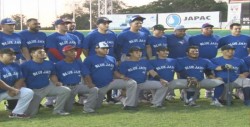 Roberto Osuna de gira en Culiacán