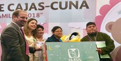 Entrega IMSS 7 mil cajas-cuna para bebés