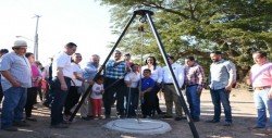 Inauguran obras de drenaje sanitario y un puente peatonal