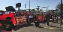 Se manifiesta Movimiento Antorchista en el Congreso
