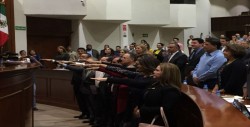 Toman protesta los 9 integrantes de la Comisión de Selección