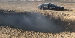 “Cráter” humeante asombra a habitantes de Coahuila
