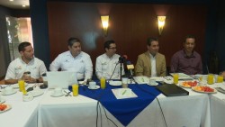 VICASA Se reúne con empresarios inmobiliarios de Los Mochis