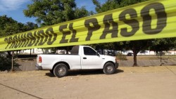 Encuentran cuerpo en una camioneta abandonada