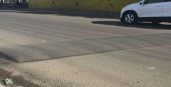 Reemplazan tope frente a escuela por la Patria