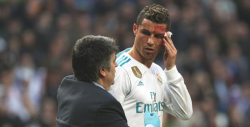 Se burlan de Cristiano Ronaldo y su 'espejito' en redes sociales