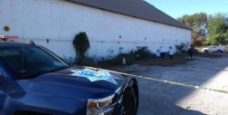 Hombre es asesinado, le dejan mensaje