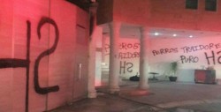 Queman presunta casa del exfiscal de Nayarit