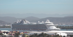 Llega crucero de gran calado a Mazatlán