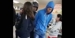 #Video Futbolista de Tigres fue detenido y esposado en restaurante