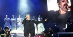 Miguel Bosé, más que un artista, todo un caballero