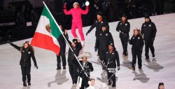 #Fotos El vistoso uniforme del equipo mexicano de esquí en los JJ.OO.