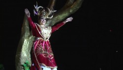 Disfrutan miles de personas del Desfile de Carnaval