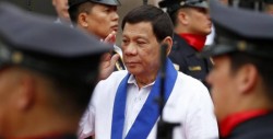 Presidente filipino aconseja disparar a mujeres en sus genitales