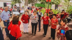 Adultos Mayores Celebran 14 de Febrero